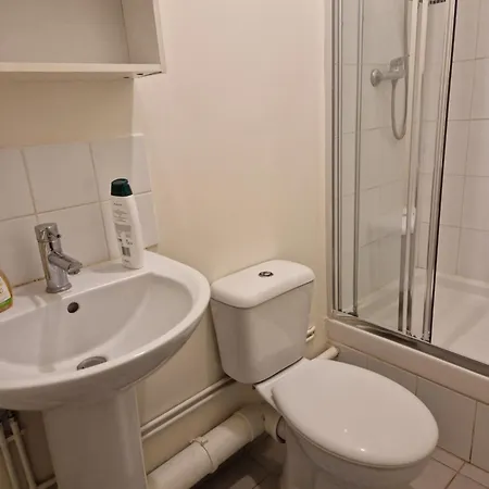 Studio Pour 2 Voyageurs * Saint-Denis (Seine-Saint-Denis)